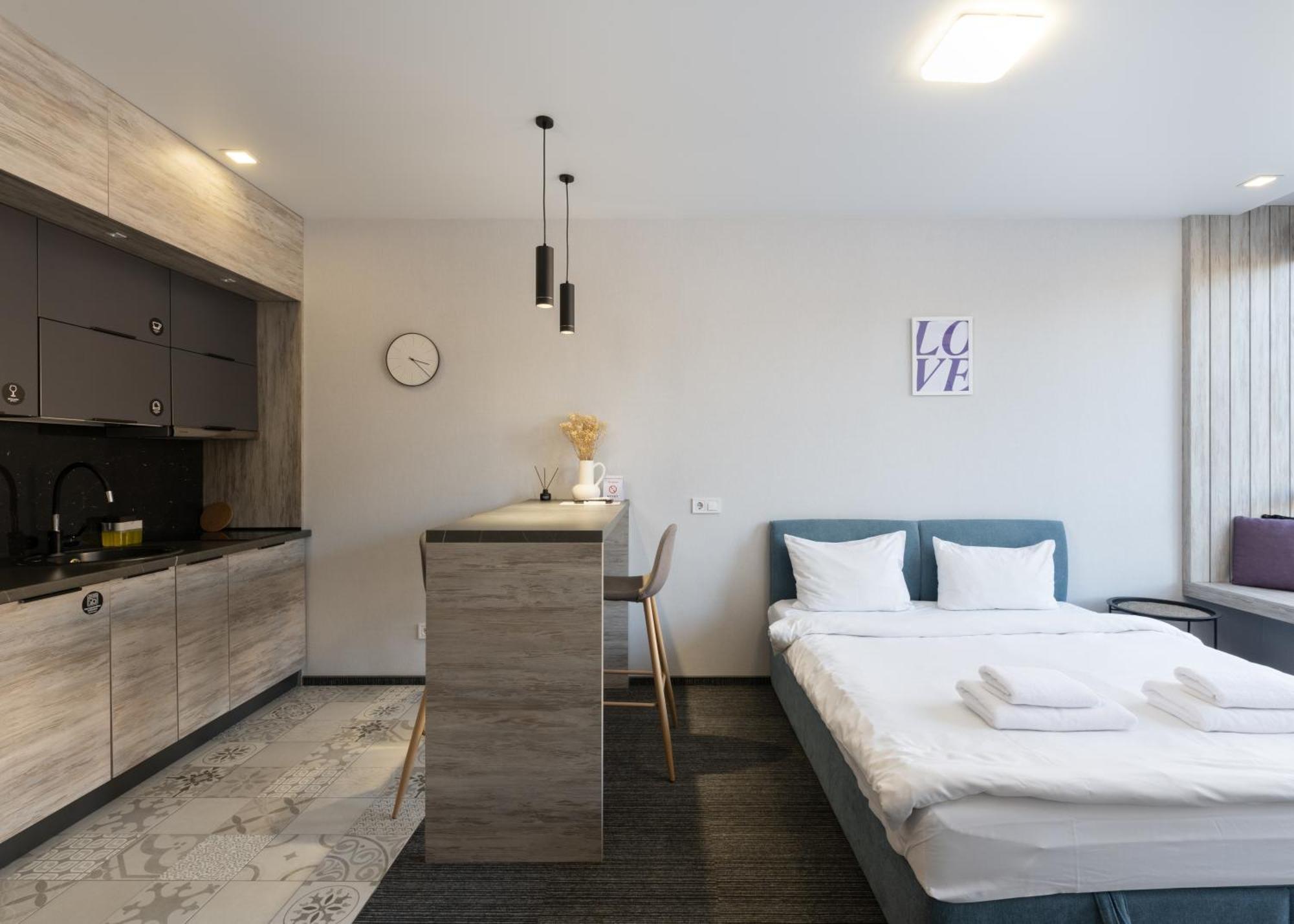 Nyvky Aparthotel 3*